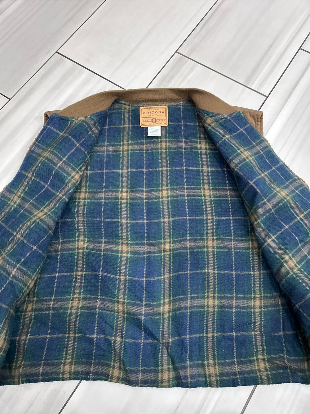 Arizona Jeans Co Men’s XXL Quilted Flannel Lined Vest w/ Pockets - Brown - Picture 4 of 5